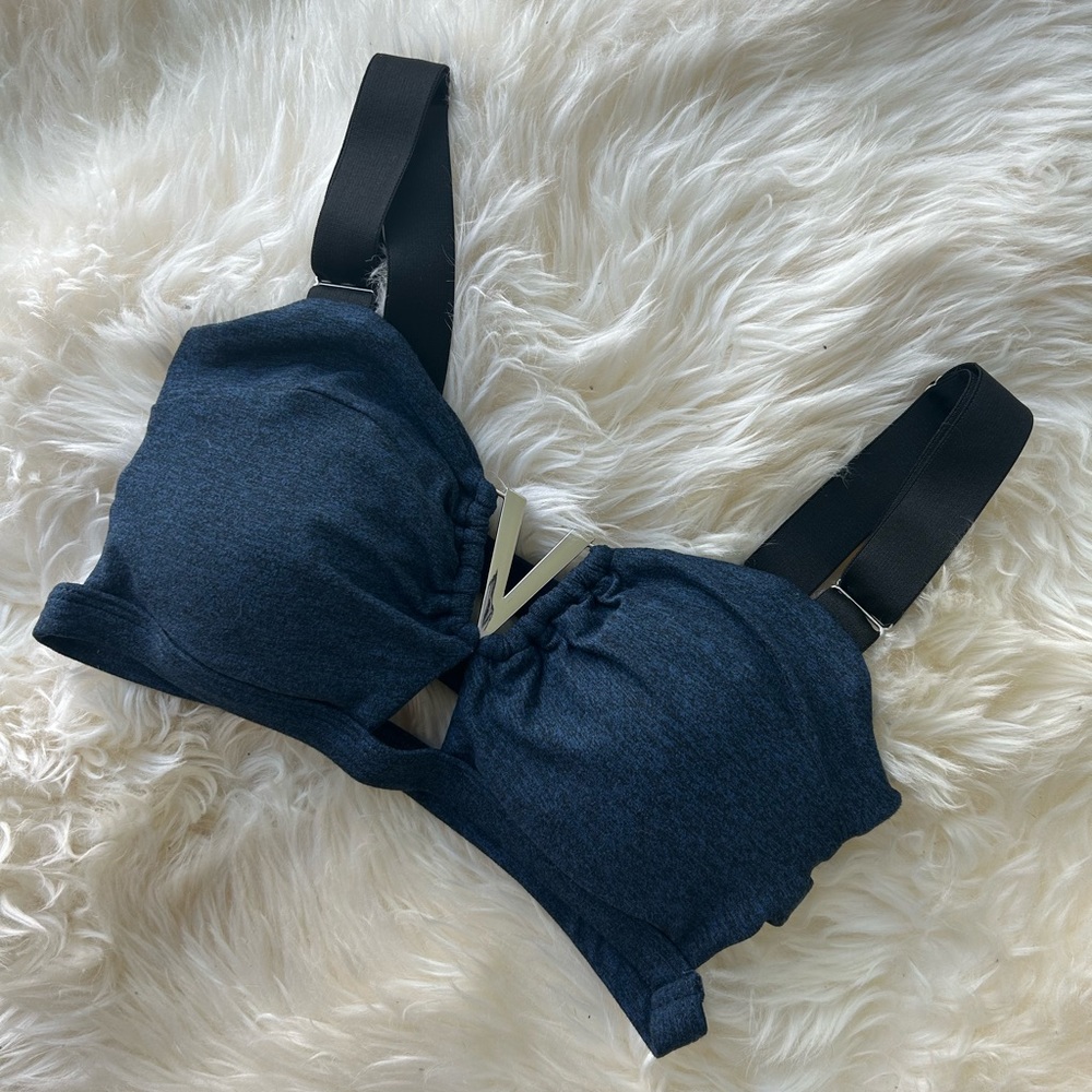 Bombshell Sportswear Goddess Sports Bra Size S